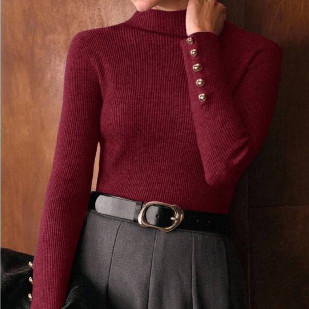 Burgundy Ribbed Turtleneck Sweater